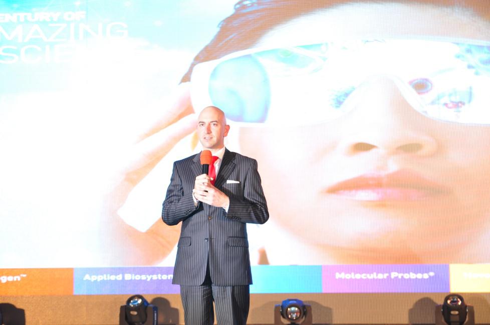 Head of Life Sciences Solutions Group China, GianLuca Pettiti�����ڻ�ӭ�������´�