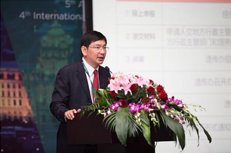 上海醫(yī)藥臨床研究中心主任甘榮興教授