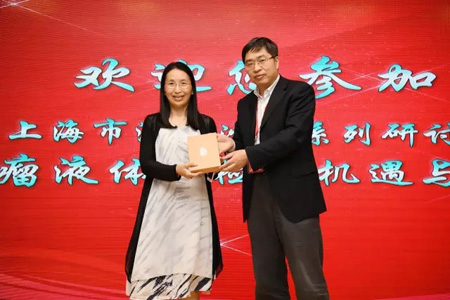 ����Һ�������ֻ��ڸ�����ѧԲ���ٰ�